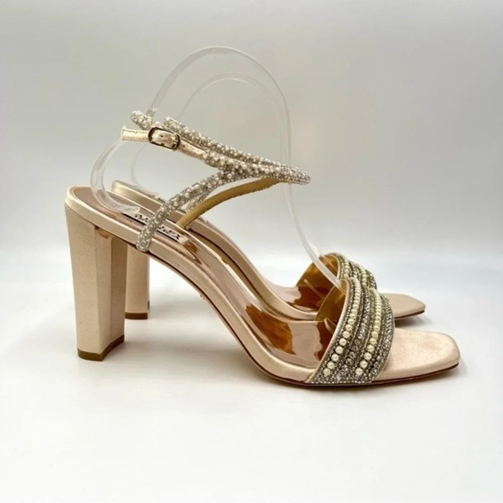 Badgley Mischka Size 11 Kari‎ Soft Nude Satin Jeweled Block Open Toe Heels Shoes